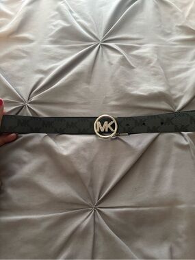 Michael Kors Black Signature MK Circle Buckle Belt